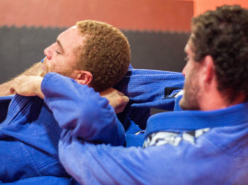Kirk sinks in a gi choke from the backmount